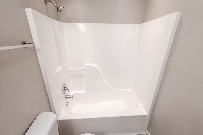 Photo 18 of 35 of 11307 Narrowleaf Dr, Indianapolis, IN