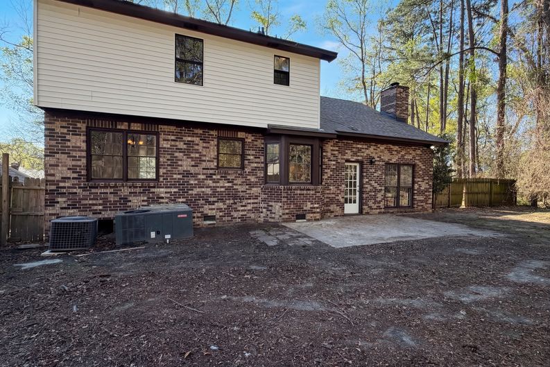 Photo 10 of 22 of 102 Brailsford Rd, Summerville, SC