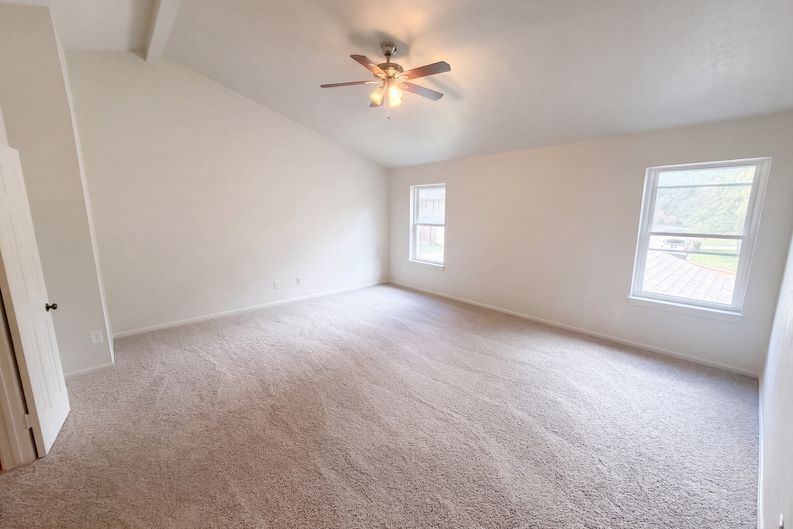 Photo 14 of 30 of 3706 Ember Spring Dr, Kingwood, TX