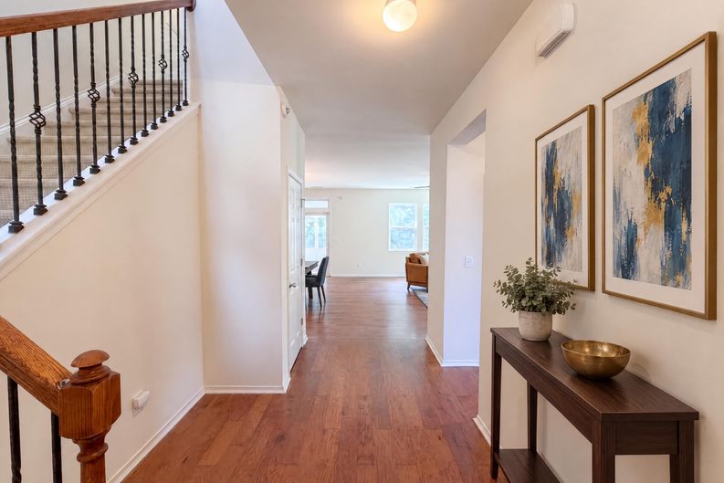 Photo 10 of 35 of 4732 Lonnie Dr, Rolesville, NC