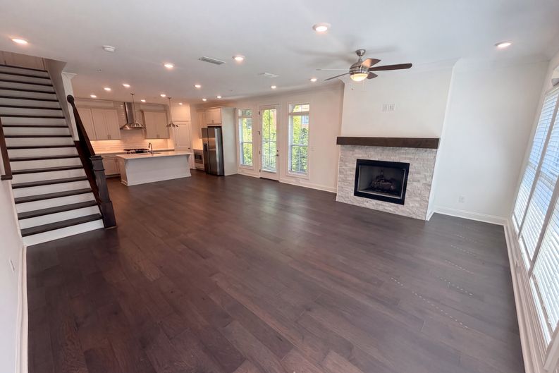 Photo 3 of 35 of 415 Olmstead Way, Alpharetta, GA