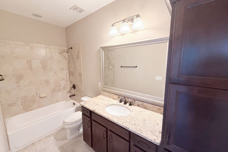 Photo 35 of 44 of 2256 Royal Vineyard Ln SE, Smyrna, GA