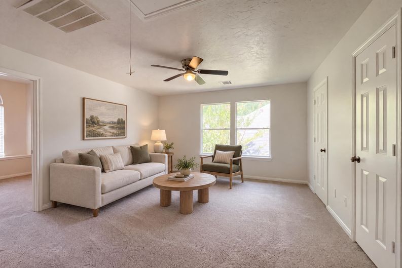 Photo 10 of 20 of 7107 Sweet Violet Trl, Humble, TX