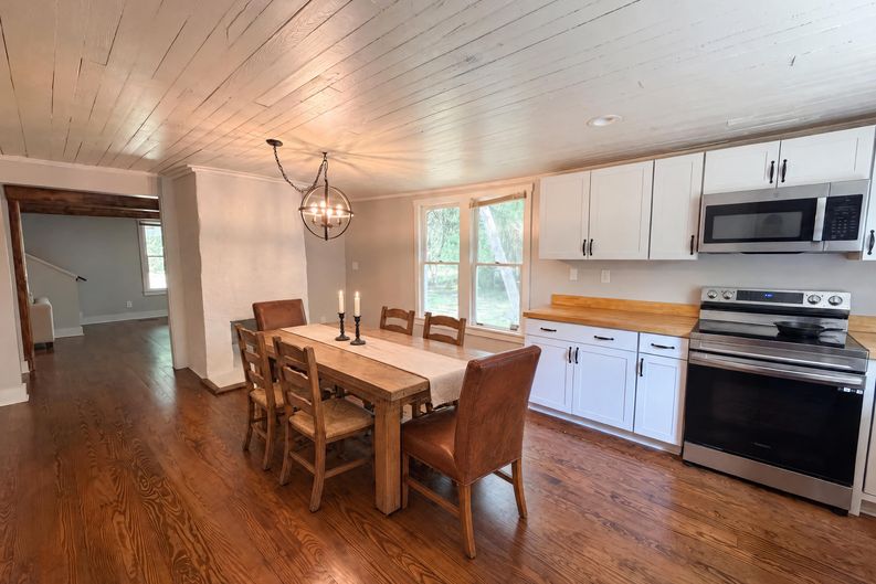 Photo 6 of 17 of 571 Winston St, Franklinton, NC