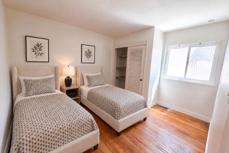Photo 6 of 27 of 9630 Beachwood Dr, Orangevale, CA