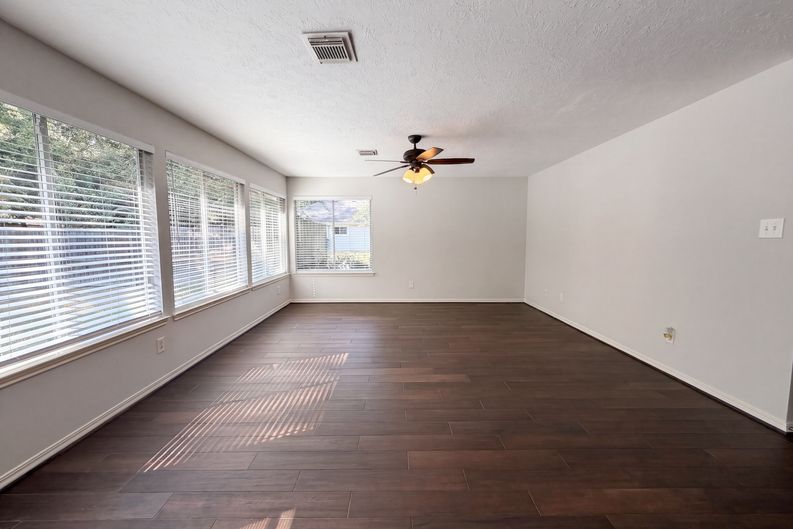 Photo 15 of 19 of 21886 Pinewilde Ct, Porter, TX