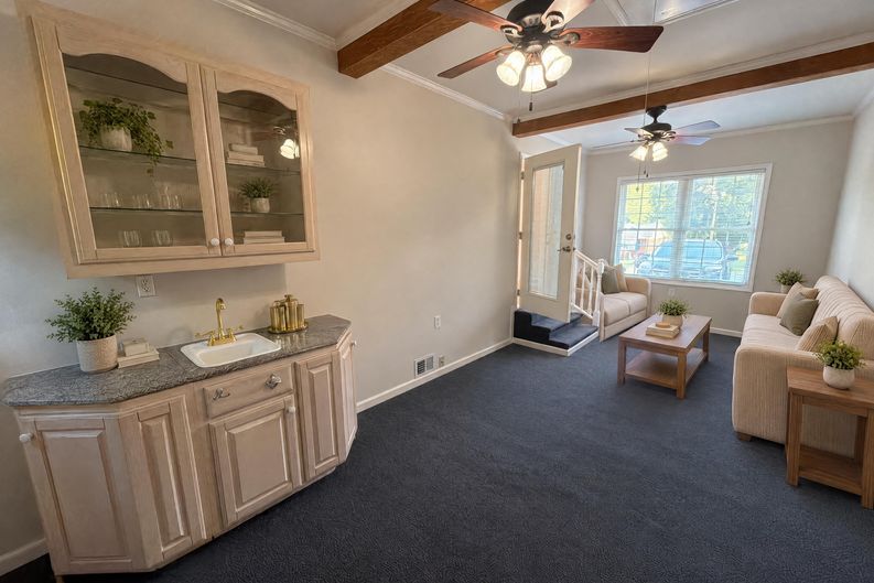 Photo 35 of 41 of 1030 McLaughlin Dr, Charlotte, NC
