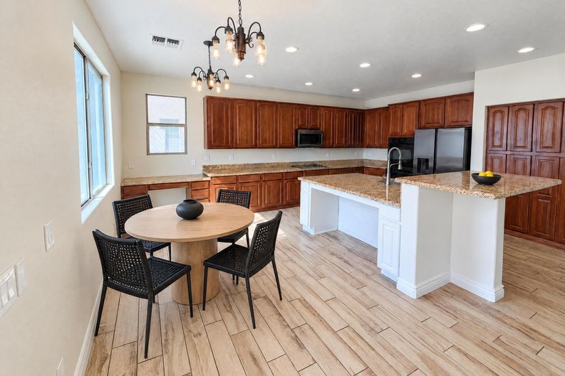Photo 13 of 39 of 4415 W Paseo Way, Laveen, AZ