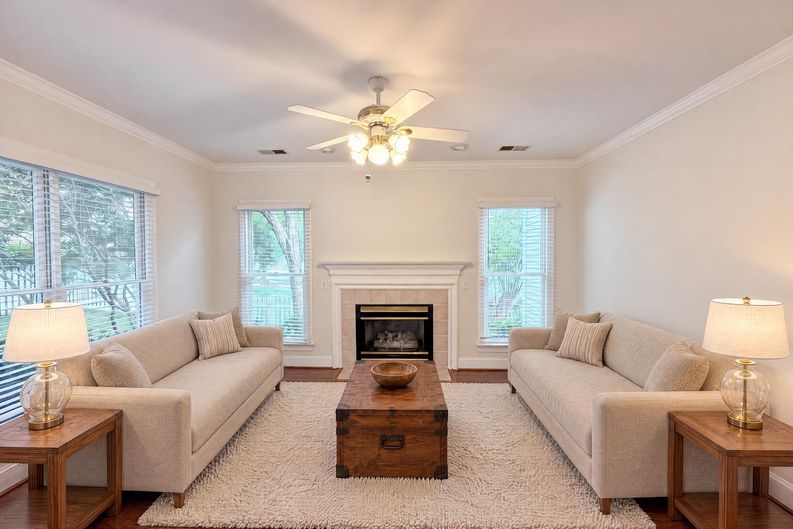 Photo 13 of 21 of 7906 Elphin Ct, Charlotte, NC