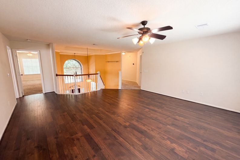 Photo 13 of 25 of 19401 Atasca Oaks Dr, Humble, TX