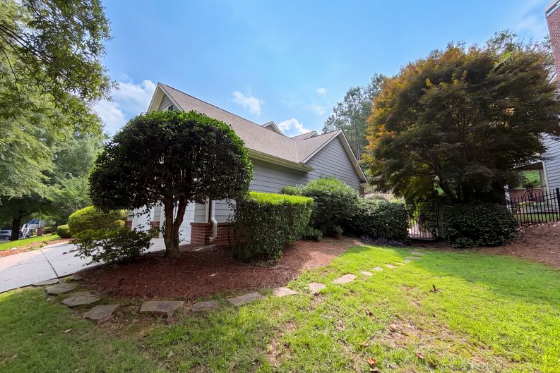 Photo 44 of 49 of 8635 Amsbury Way, Cumming, GA
