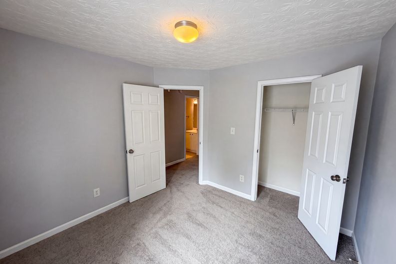 Photo 20 of 44 of 4636 Pine Acre Cir, Sugar Hill, GA