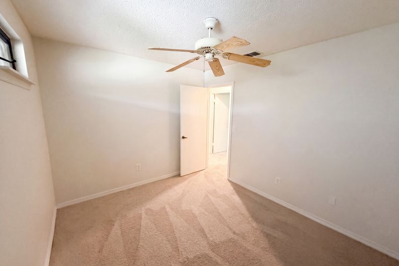 Photo 16 of 28 of 830 Dunbar Ter, Winter Springs, FL
