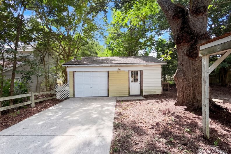 Photo 27 of 29 of 289 Almon Rd, Covington, GA