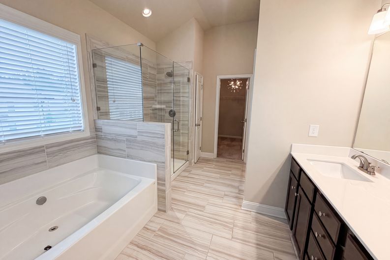 Photo 11 of 24 of 158 Mitchem Creek Dr, Loganville, GA