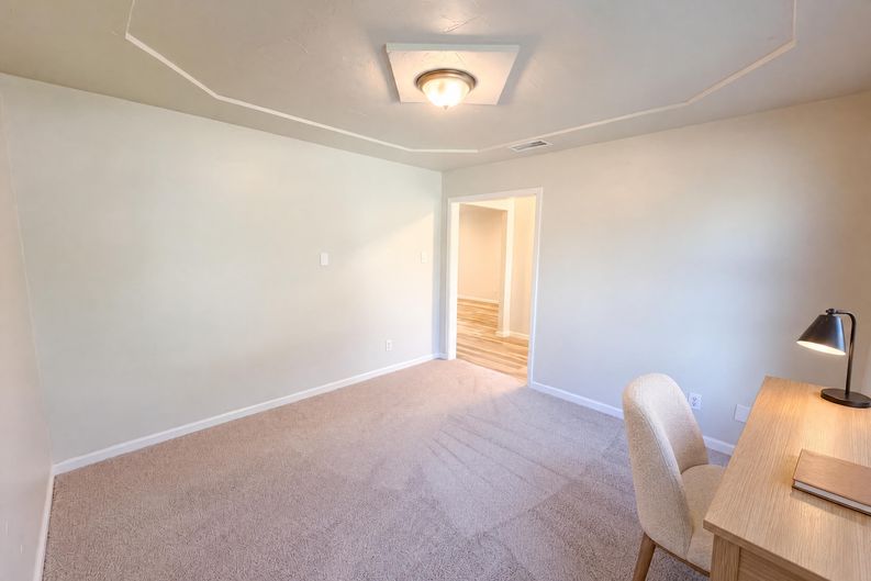 Photo 11 of 27 of 5700 Bermuda Dr, North Richland Hills, TX