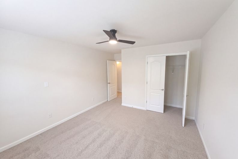 Photo 14 of 100 of 809 Arbor Way, Loganville, GA