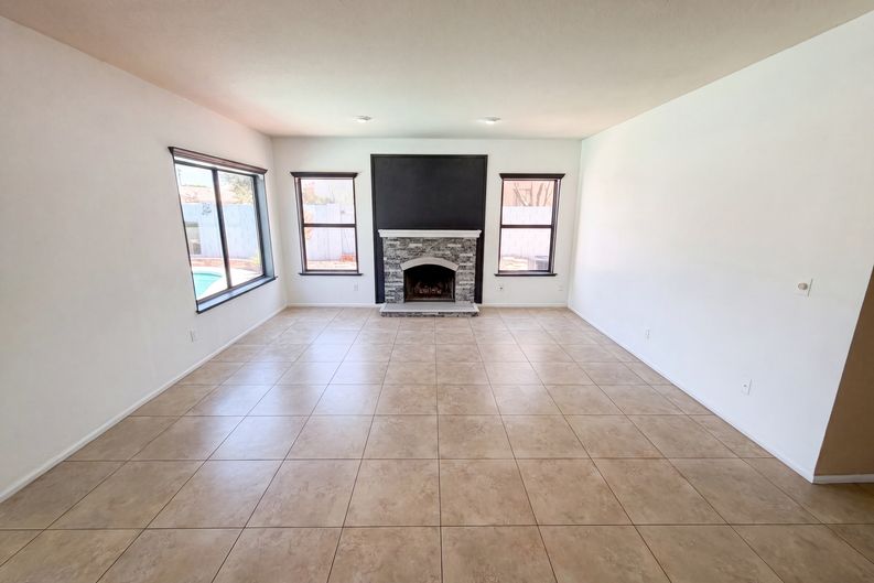 Photo 13 of 45 of 3810 N Wintergreen Way, Avondale, AZ