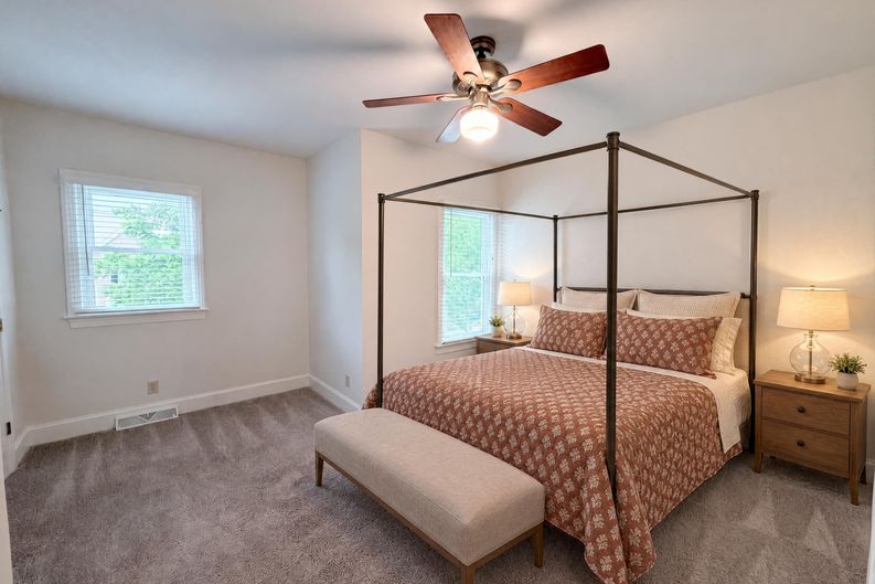 Photo 16 of 21 of 7906 Elphin Ct, Charlotte, NC