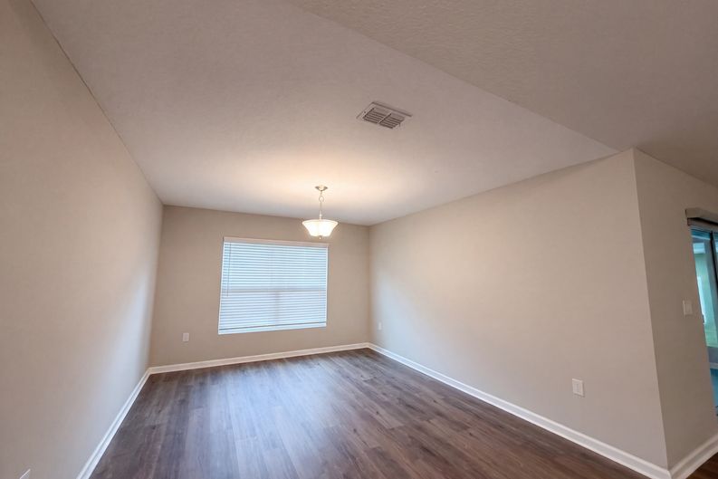 Photo 7 of 27 of 5315 SE 91st St, Ocala, FL