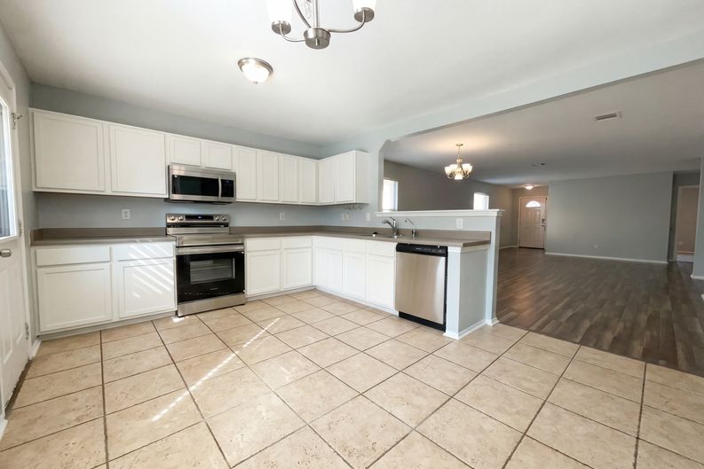 Photo 6 of 16 of 20503 Liatris Ln, San Antonio, TX