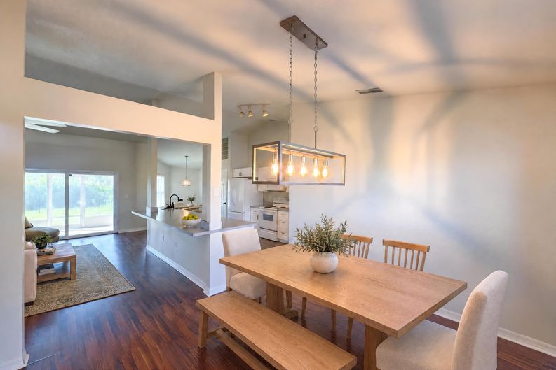 Photo 10 of 23 of 222 Cloverdale Rd, Winter Haven, FL