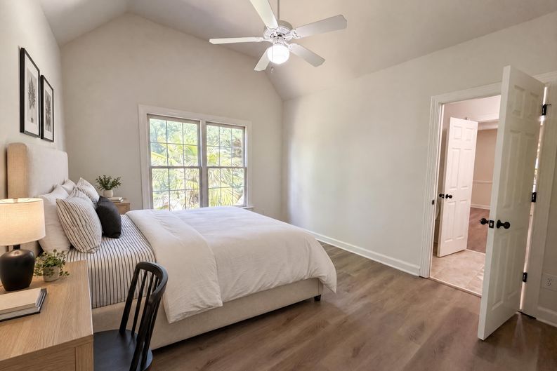 Photo 22 of 31 of 12209 Willingdon Rd, Huntersville, NC