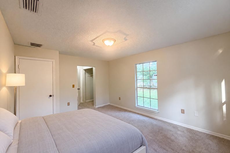 Photo 15 of 22 of 5750 NW 55th Ave, Ocala, FL