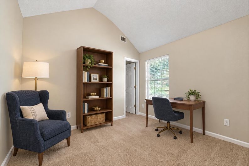 Photo 13 of 23 of 302 Bonnes Dr, Austell, GA