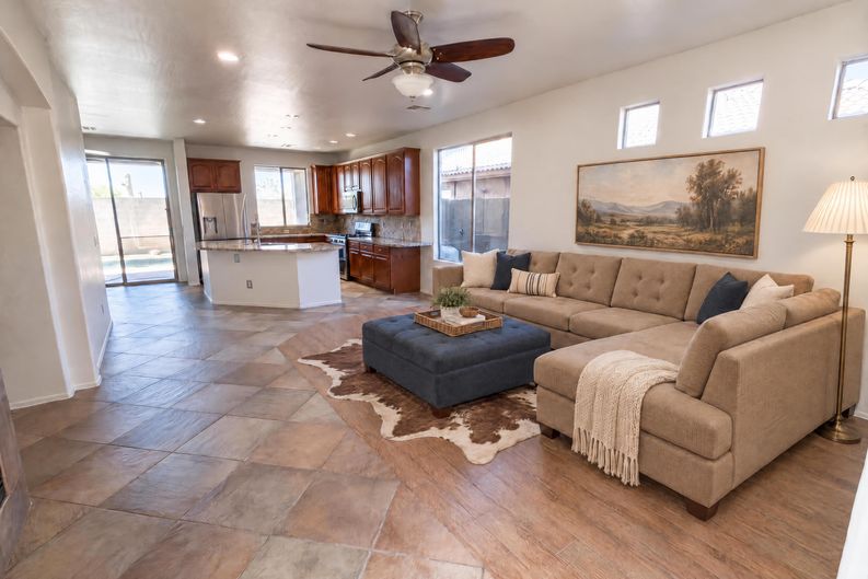 Photo 10 of 40 of 2513 W Florentine Rd, Phoenix, AZ