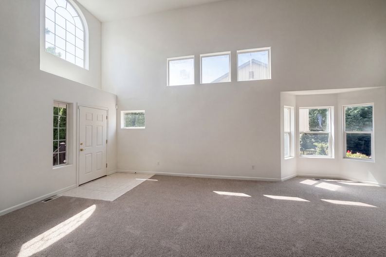 Photo 8 of 27 of 451 NW Yosemite Ter, Beaverton, OR
