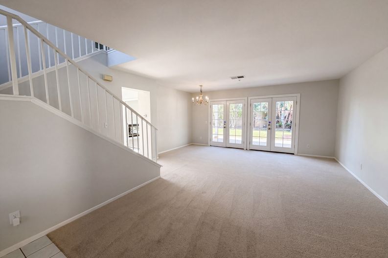 Photo 7 of 23 of 2565 W Fairview Dr, Rialto, CA