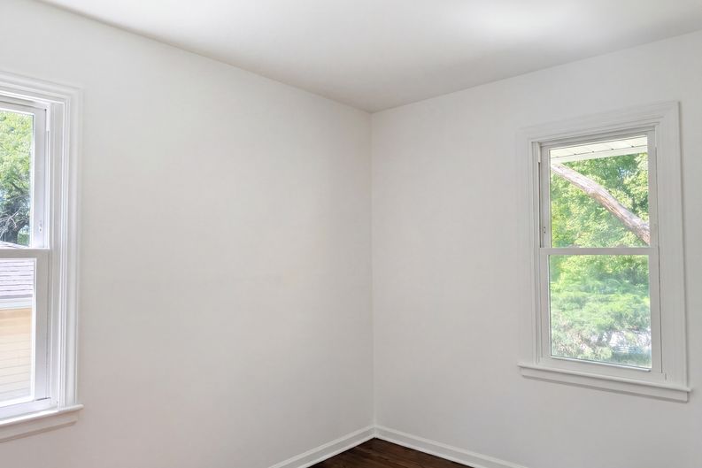 Photo 9 of 20 of 5333 N Euclid Ave, Kansas City, MO