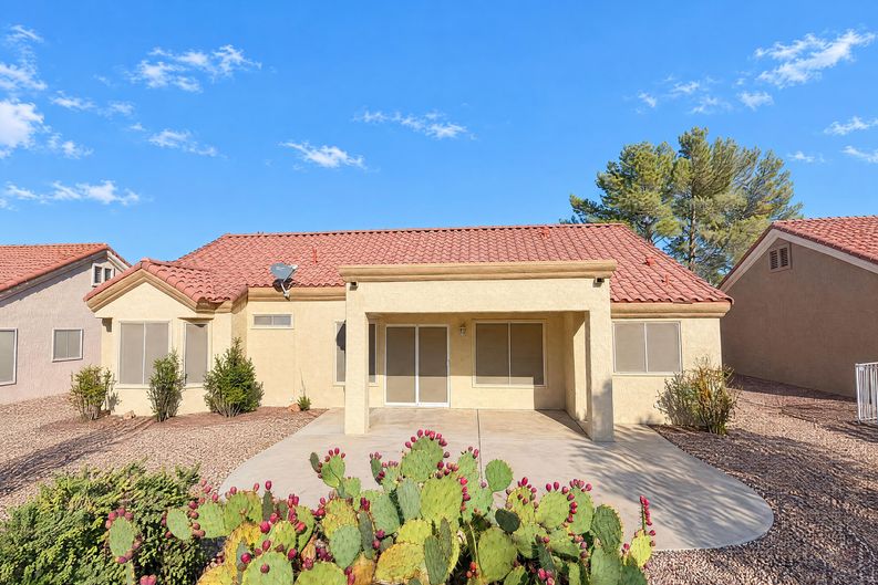 Photo 4 of 17 of 2517 Palmridge Dr, Las Vegas, NV