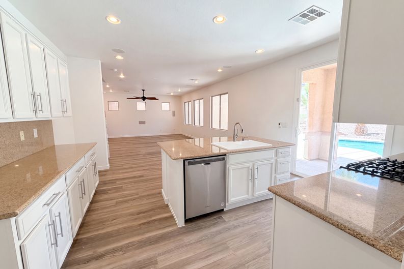Photo 8 of 52 of 1812 John Bevy Ct, North Las Vegas, NV