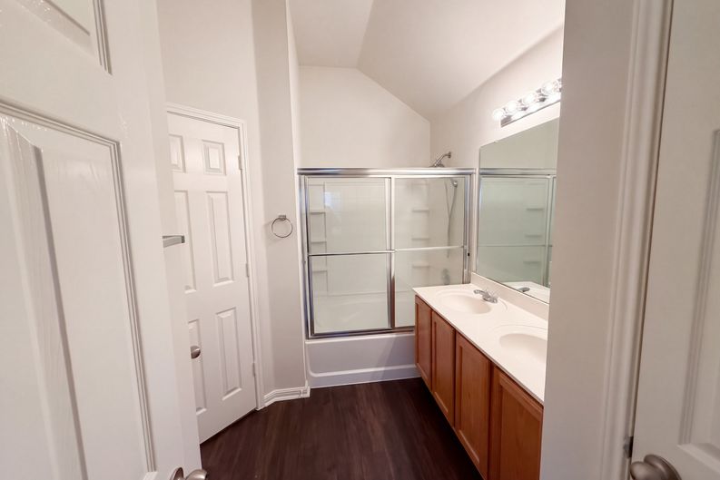 Photo 17 of 29 of 19217 Mangan Way, Pflugerville, TX