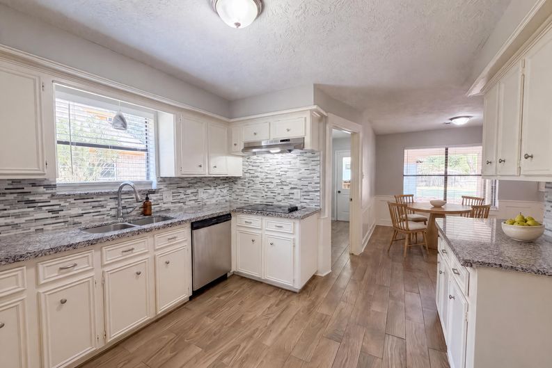 Photo 12 of 25 of 17810 Asphodel Ln, Spring, TX