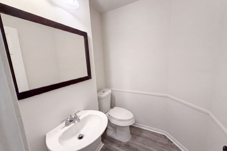 Photo 16 of 24 of 1517 River Oak Dr, Leander, TX