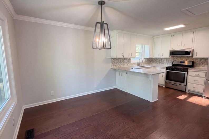 Photo 6 of 17 of 2984 Fetlock Dr SW, Marietta, GA