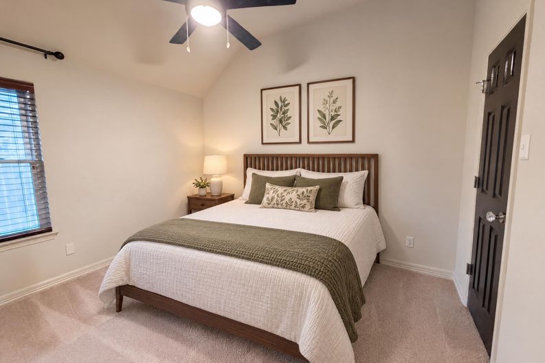 Photo 11 of 22 of 13804 Long Shadow Dr, Manor, TX