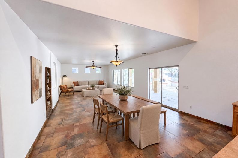 Photo 14 of 39 of 7428 S 15th Dr, Phoenix, AZ