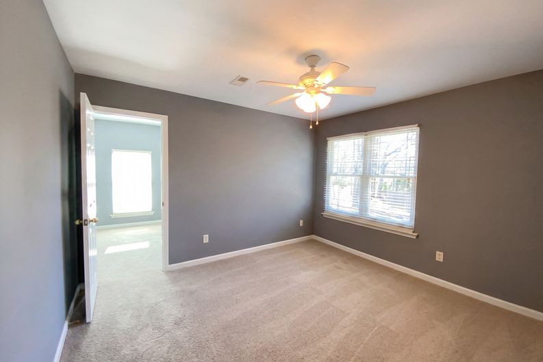 Photo 7 of 26 of 123 King Richard Dr, Griffin, GA