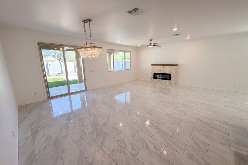 Photo 11 of 43 of 25582 W Euclid Ave, Buckeye, AZ
