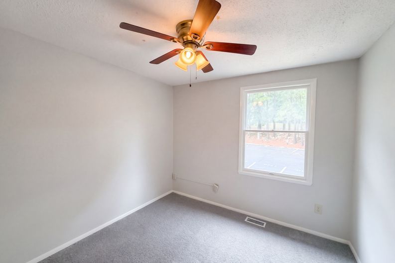 Photo 9 of 22 of 7740 Sandra Ln, Raleigh, NC