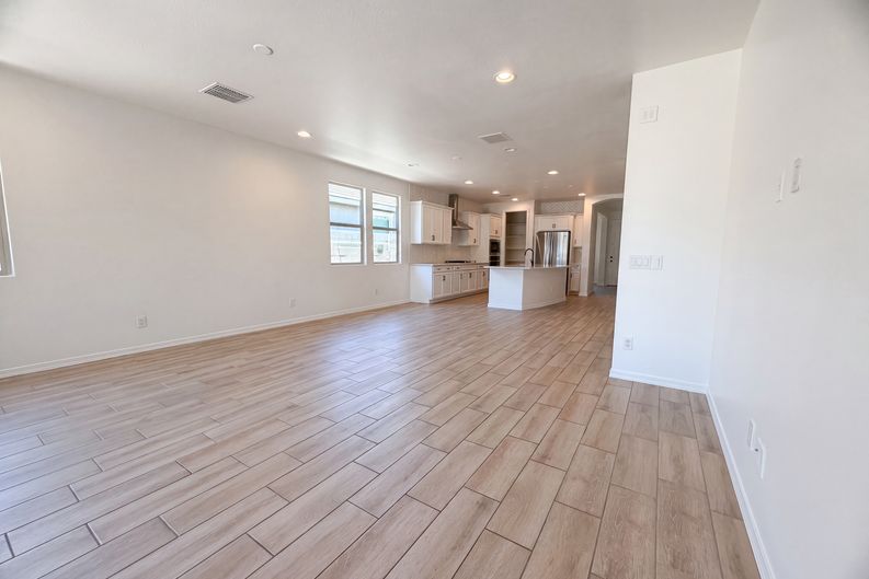 Photo 7 of 17 of 2831 W Rainbow Dr, San Tan Valley, AZ
