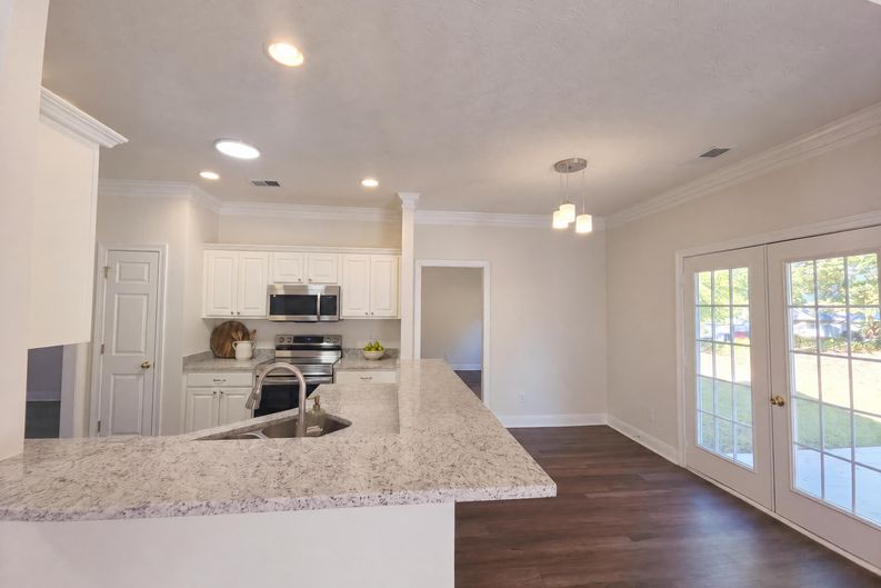 Photo 7 of 29 of 100 Pine Shoals Trl, Fayetteville, GA