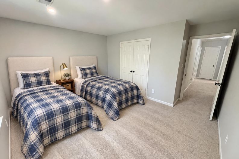 Photo 29 of 58 of 984 Forest Pond Ct, Marietta, GA