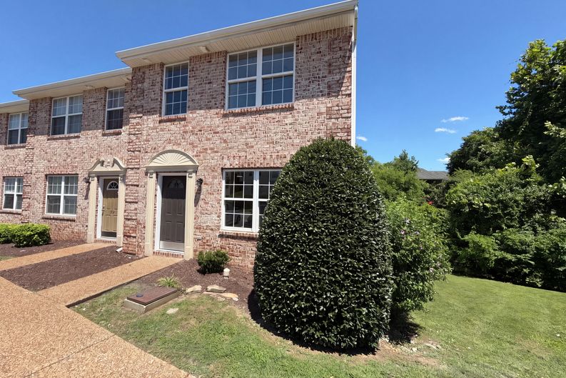 Photo 19 of 23 of 5170 Hickory Hollow Pkwy, Antioch, TN