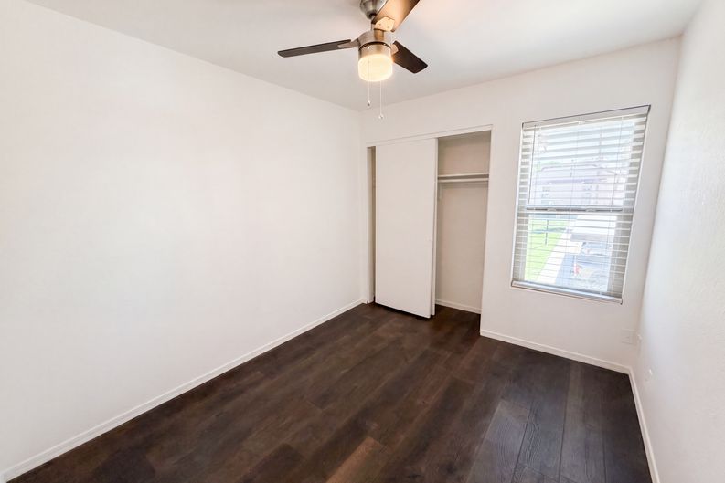 Photo 14 of 22 of 2040 S Longmore, Mesa, AZ