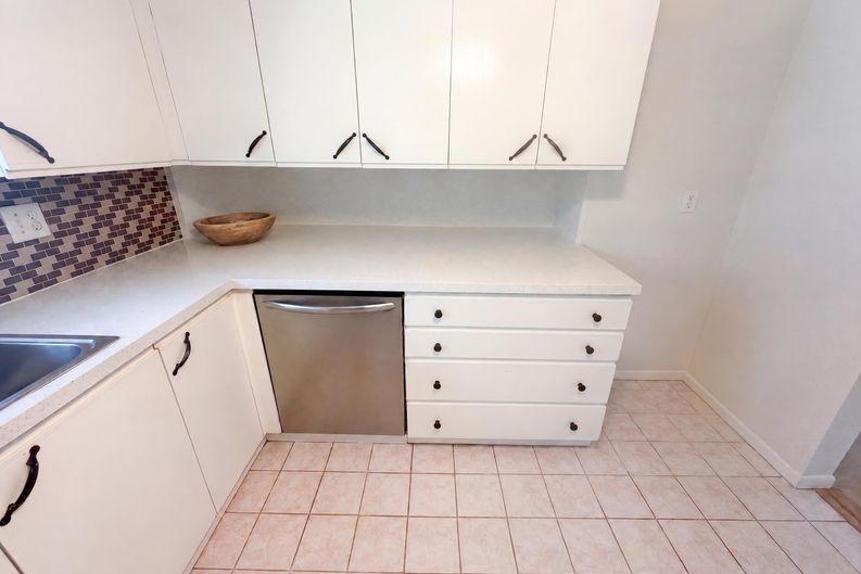 Photo 9 of 26 of 3010 Hatton St, Sarasota, FL